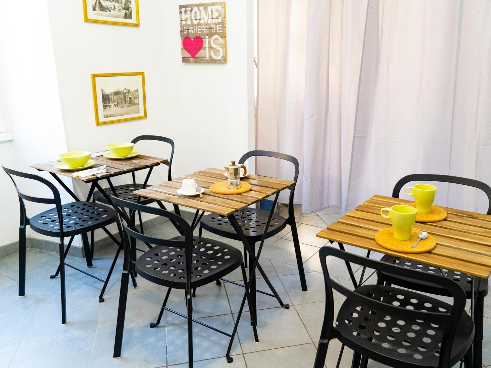 Salotto Piramide Bed & Breakfast Rome Exterior photo